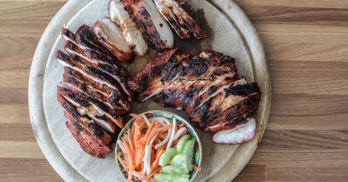 Xa Xiu Rezept mit Hühnchenbrustfilet - BBQ Xa Xiu Chicken - Banh Mi Life